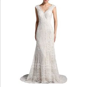 Women’s Bohemian Wedding Dress Zip Up Back Size 4 NWT